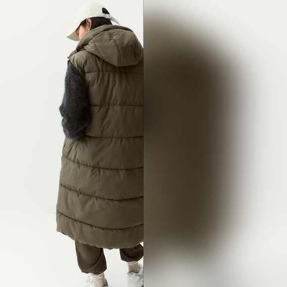 SOLD H&M Puffer Vest with Hood - Picture 3 of 7